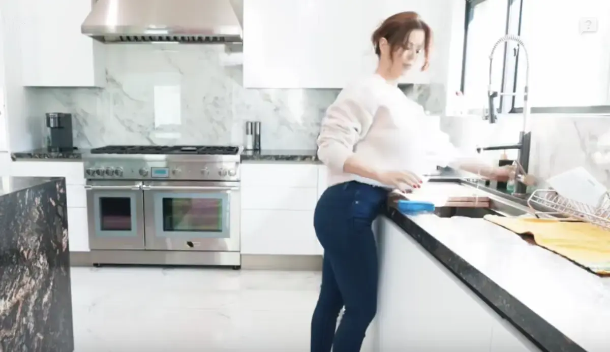 免费观看《Alexis Fawx》全集高清视频 - Alexis Fawx未删减中文版在线播放 - 满天星系列无广告资源整合