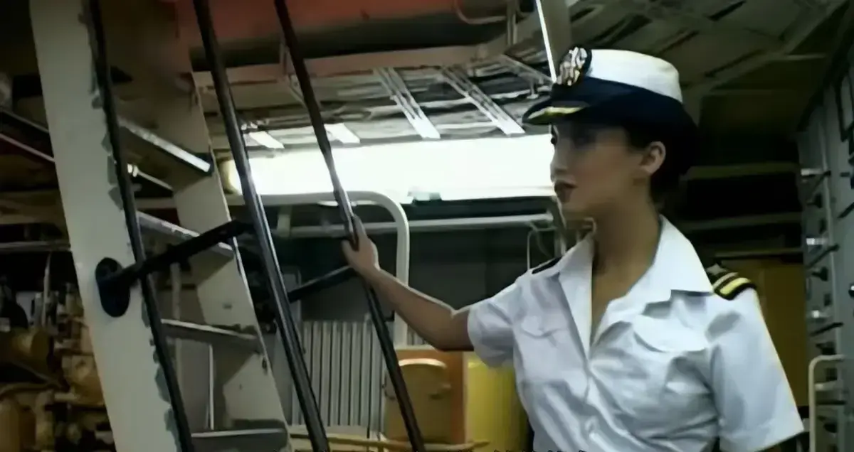 《军舰上的女兵》卡楚米主演中文版全集-《军舰上的女兵》无广告高清完整版在线看-免费观看网盘分享