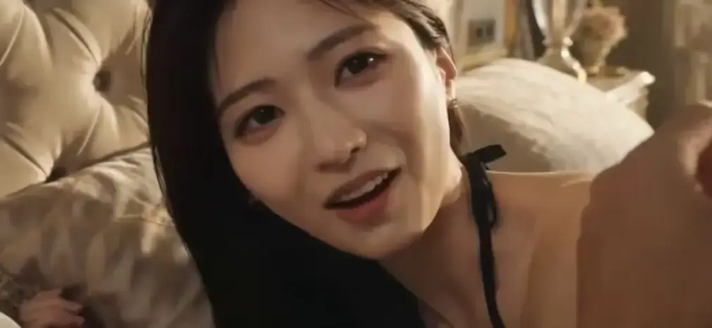 《B中爱情故事》AI黄果真人短剧全集免费畅享-超高清在线观看-重逢篇蓝光未删减版-阿里云盘一键转存